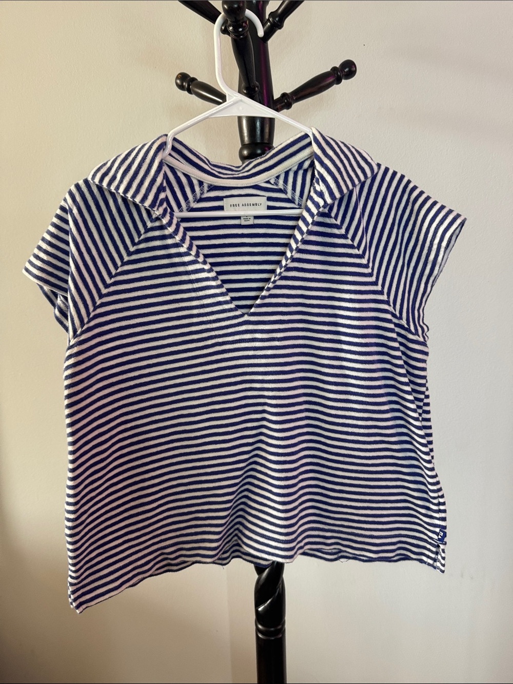 Z Supply Navy and White Striped V-Neck Hooded Tee 20.T
